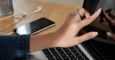 Técnico Auxiliar en Negocios digitales + IA