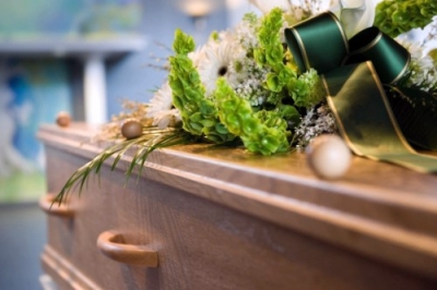 Agente Auxiliar en Autopsia, Servicios  Funerarios y Tanatología + IA (Premium con Doble Certificación)